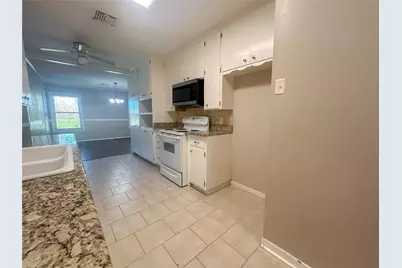 851 Leroy Parkway, Elm Mott, TX 76640 - Photo 13