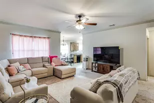 1245 Newcastle Dr, Weatherford, TX 76086 - Photo 3