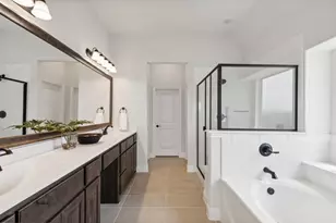 902 Meadow View Dr, Cleburne, TX 76033 - Photo 21