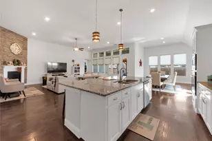 11836 Prudence Dr, Fort Worth, TX 76052 - Photo 9