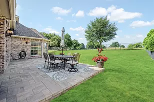 10601 Huffines Dr, Rowlett, TX 75089 - Photo 3