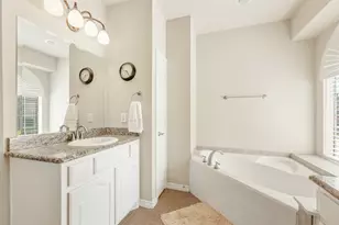 10601 Huffines Dr, Rowlett, TX 75089 - Photo 17