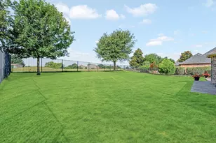10601 Huffines Dr, Rowlett, TX 75089 - Photo 5