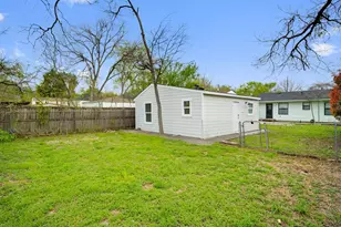 1007 Epenard St, Dallas, TX 75211 - Photo 31