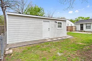 1007 Epenard St, Dallas, TX 75211 - Photo 17