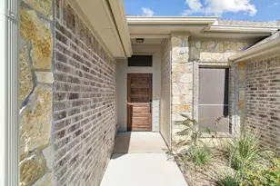 949 Avagail Ave, Springtown, TX 76082 - Photo 5
