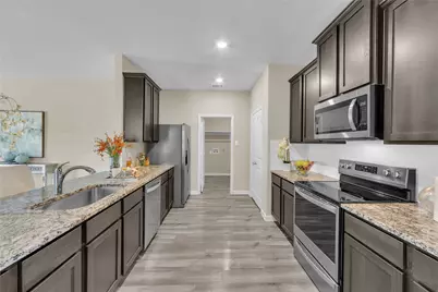 1172 Beaverwood Lane, Crowley, TX 76036 - Photo 9