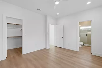 9480 Sandyland Boulevard, Dallas, TX 75217 - Photo 17