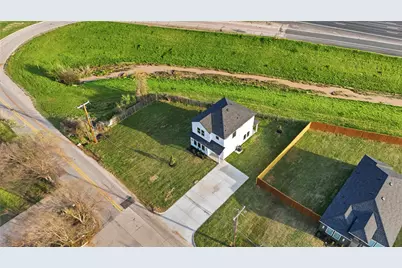 9480 Sandyland Boulevard, Dallas, TX 75217 - Photo 3