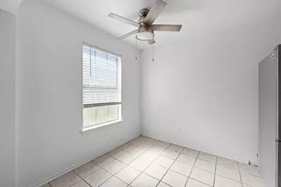 700 Poindexter Avenue, Cleburne, TX 76033 - Photo 7