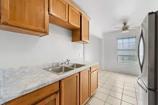 700 Poindexter Ave, Cleburne, TX 76033 - Photo 11