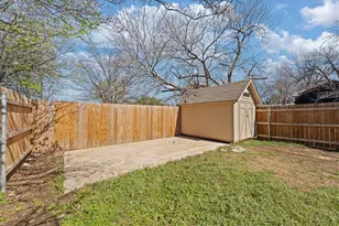 700 Poindexter Ave, Cleburne, TX 76033 - Photo 19