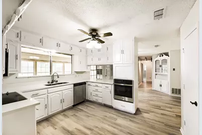 3712 Greenbriar Court, Colleyville, TX 76034 - Photo 11