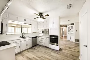 3712 Greenbriar Ct, Colleyville, TX 76034 - Photo 11