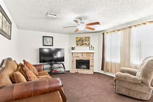 3920 Golden Horn Ln, Fort Worth, TX 76123 - Photo 9