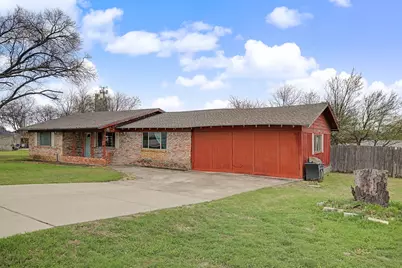 4113 Canyon Trail, Lake Worth, TX 76135 - Photo 3