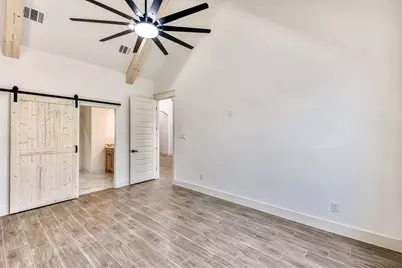 2502 Hanna Avenue, Fort Worth, TX 76164 - Photo 15