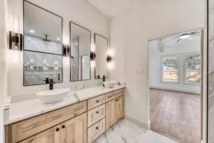 2502 Hanna Ave, Fort Worth, TX 76164 - Photo 17