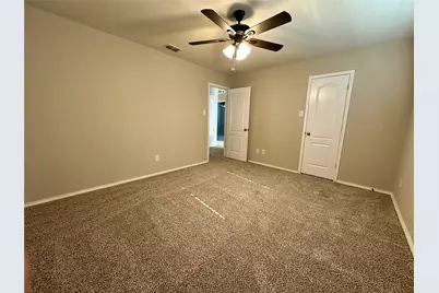 725 Hartsfield, Aubrey, TX 76227 - Photo 11