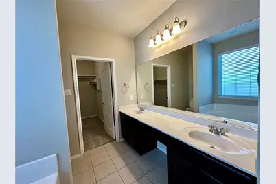 725 Hartsfield, Aubrey, TX 76227 - Photo 5