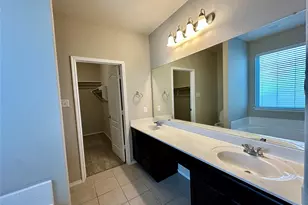 725 Hartsfield, Aubrey, TX 76227 - Photo 5