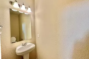 725 Hartsfield, Aubrey, TX 76227 - Photo 17