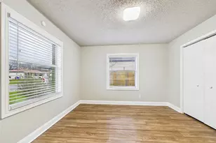 500 Crandle Dr, White Settlement, TX 76108 - Photo 9