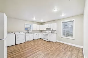500 Crandle Dr, White Settlement, TX 76108 - Photo 9