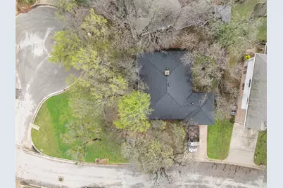 2004 Glen Creek Court, Arlington, TX 76015 - Photo 9