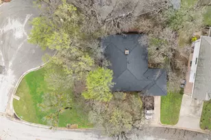 2004 Glen Creek Ct, Arlington, TX 76015 - Photo 9