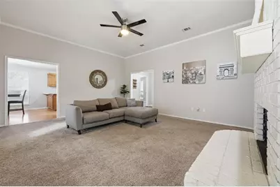 2004 Glen Creek Court, Arlington, TX 76015 - Photo 7