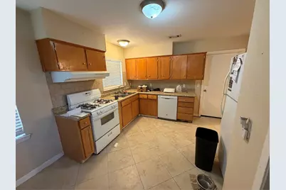 13436 Emeline Street, Farmers Branch, TX 75234 - Photo 5