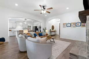 10908 Slick Rock Dr, Benbrook, TX 76126 - Photo 11