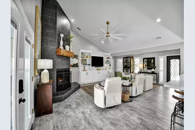 608 Casas Del Norte Ct Court, Granbury, TX 76049 - Photo 19