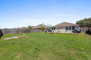 107 Bowie St, Forney, TX 75126 - Photo 25