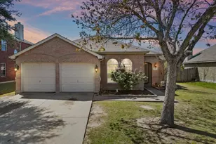 107 Bowie St, Forney, TX 75126 - Photo 1