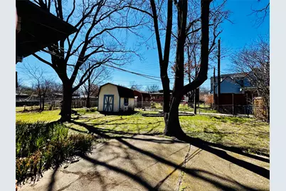 9059 Leaside Drive, Dallas, TX 75238 - Photo 3