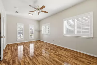 1052 E Seminole Trail, Carrollton, TX 75007 - Photo 27