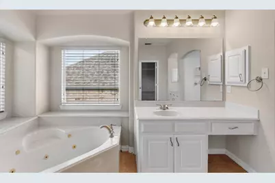 1343 Valley Vista Drive, Irving, TX 75063 - Photo 27