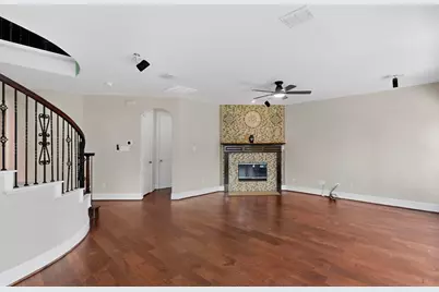 1343 Valley Vista Drive, Irving, TX 75063 - Photo 9