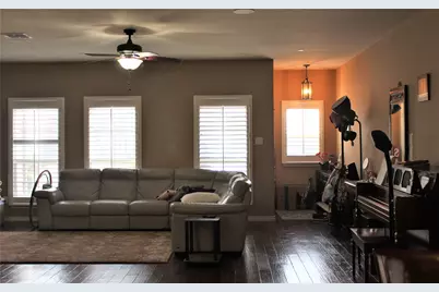 4208 Comanche Drive, Carrollton, TX 75010 - Photo 5