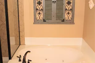 4208 Comanche Dr, Carrollton, TX 75010 - Photo 19