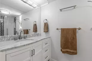 2627 Douglas Ave, Dallas, TX 75219 - Photo 19