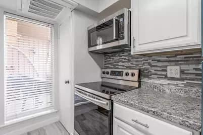2627 Douglas Avenue #125, Dallas, TX 75219 - Photo 15