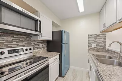 2627 Douglas Avenue #125, Dallas, TX 75219 - Photo 9