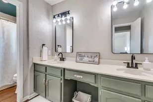 901 Rockwall Dr, Euless, TX 76039 - Photo 25