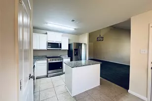 1586 Twin Hills Way, Princeton, TX 75407 - Photo 9