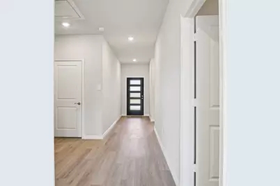 404 Castle Road, Sherman, TX 75092 - Photo 11