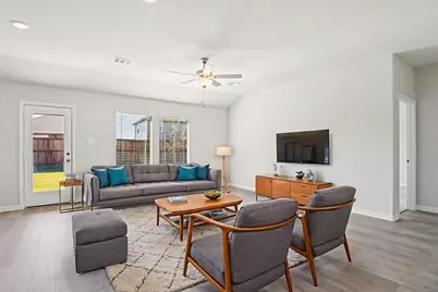 404 Castle Road, Sherman, TX 75092 - Photo 13