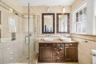 1011 N Clinton Ave, Dallas, TX 75208 - Photo 15